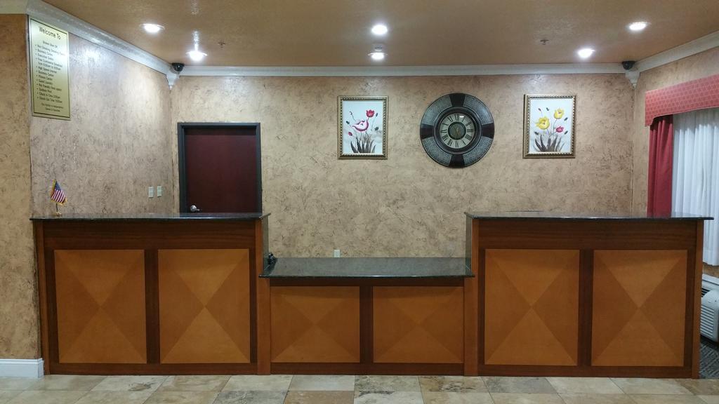 Hiway Inn Express Of Broken Bow Ngoại thất bức ảnh